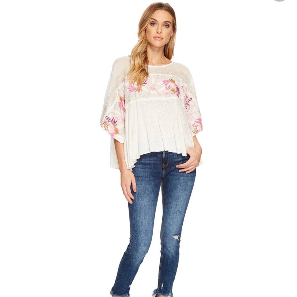 Free People Top— NWT💞